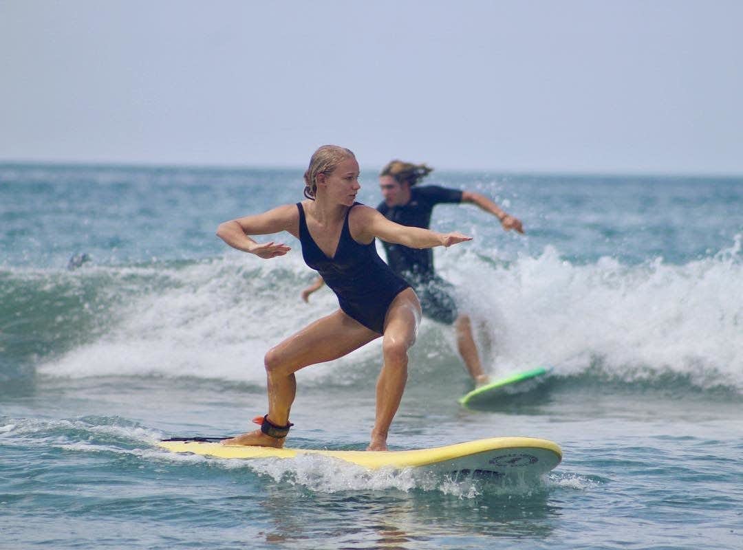 Semi-private surf lesson