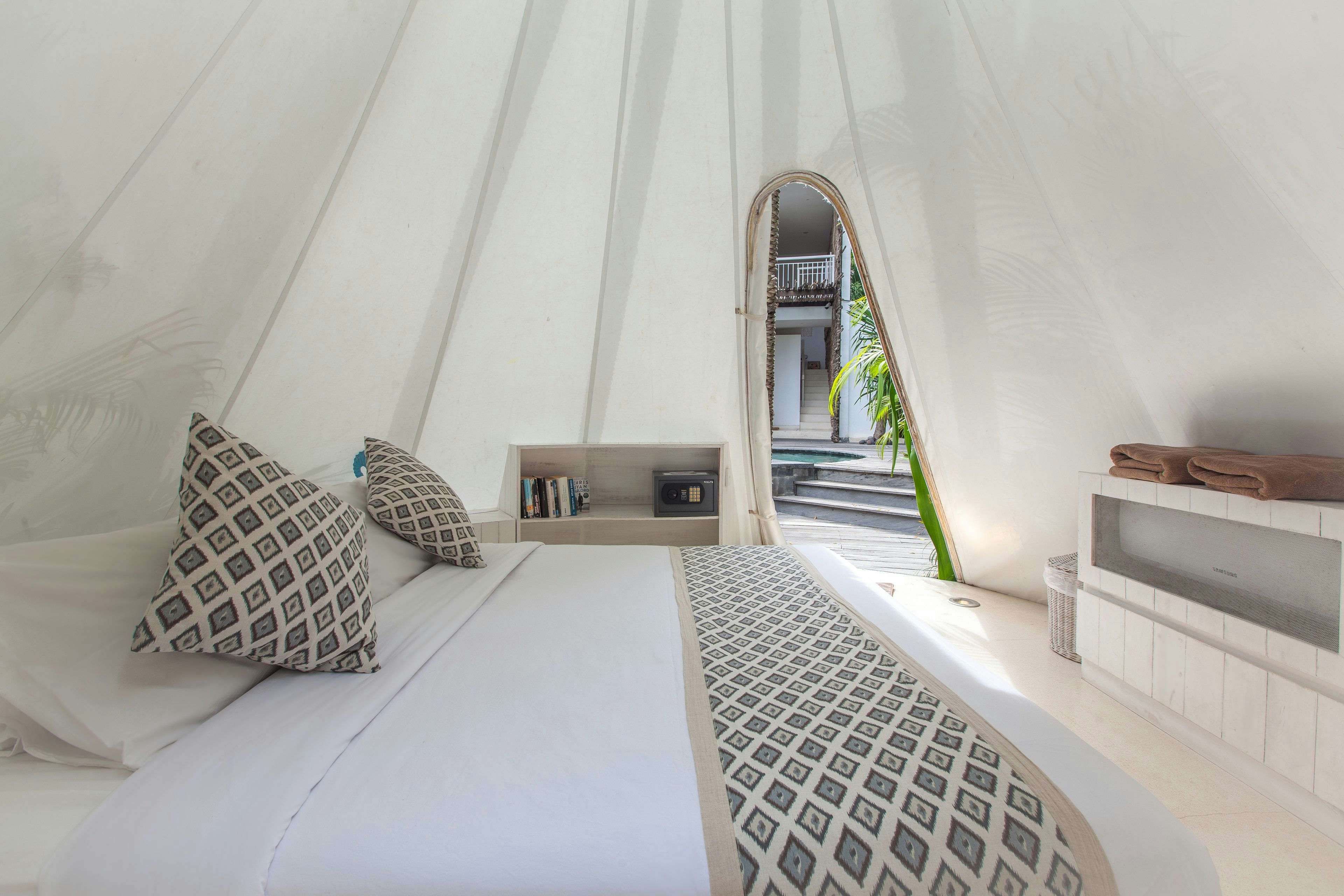 Tipi double room