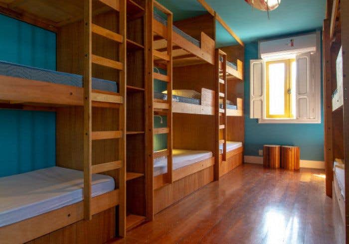 Single bed in mixed dorm (Reserva)