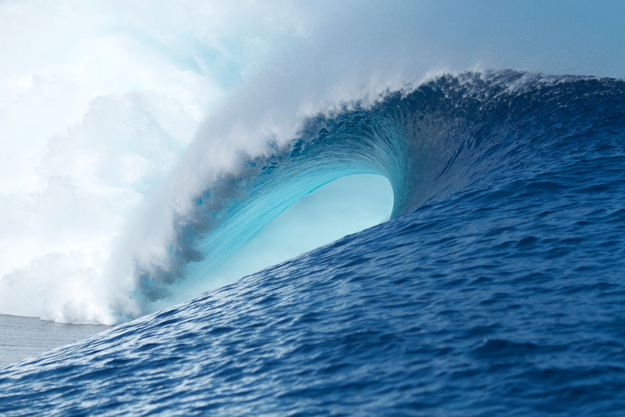 Big lefhand tube in Fiji