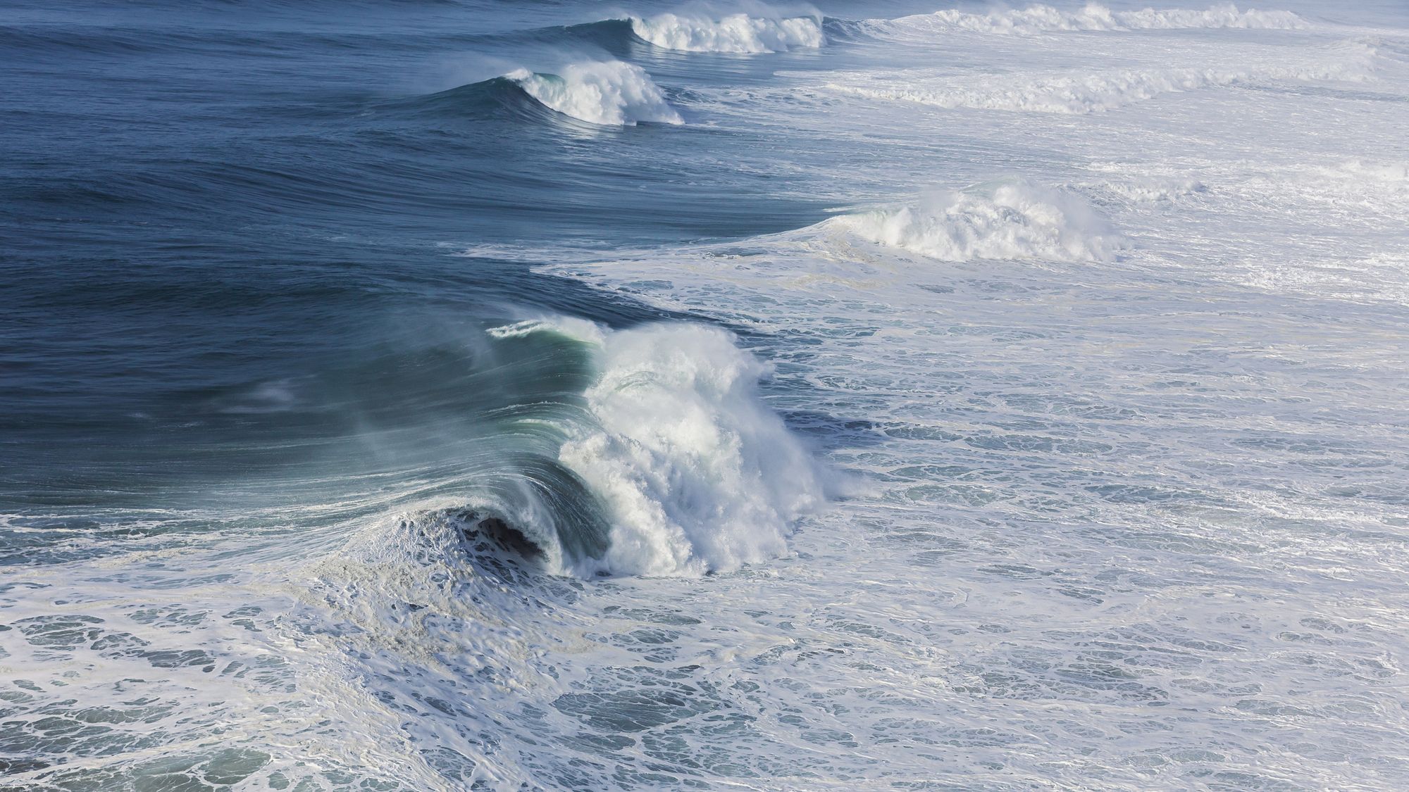 praia do norte, portugal, one of the most consistent surf spots in the world